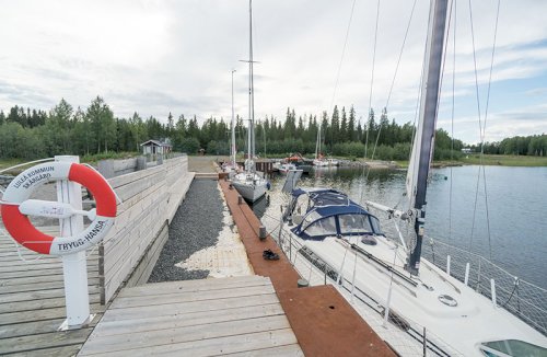 Björkögärdsvikens hamn på Hindersön i Luleå skärgård
